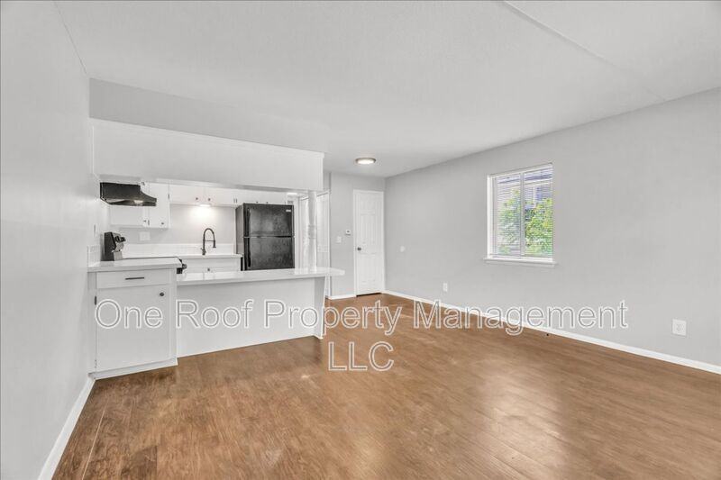 3117 Barnett Ave - Photo 2 of 14