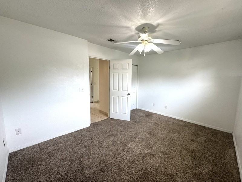 212 Cypress St - Photo 3 of 14