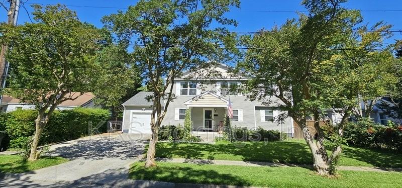 7721 Cortlandt Pl - Photo 2 of 32