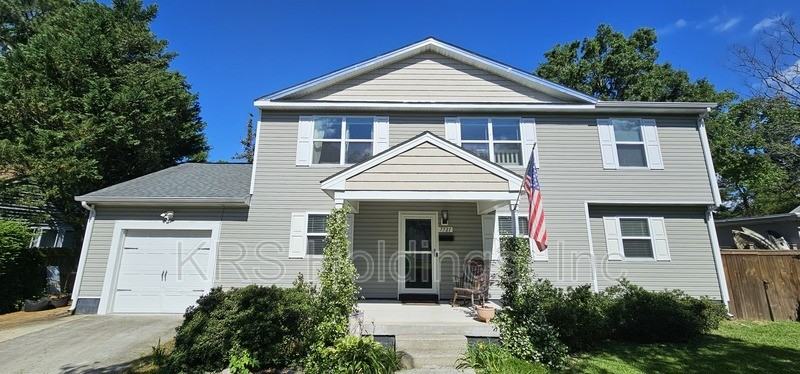 7721 Cortlandt Pl - Photo 3 of 32