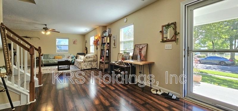 7721 Cortlandt Pl - Photo 7 of 32