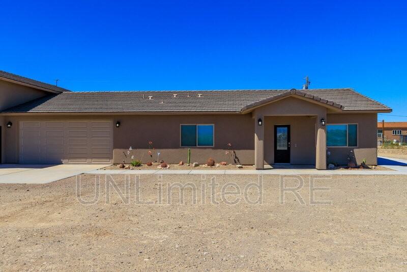 7756 N Sierra Vista Dr - Photo 3 of 29