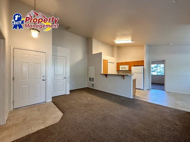 4924 W Stoker Ln #102 - Photo 4 of 24