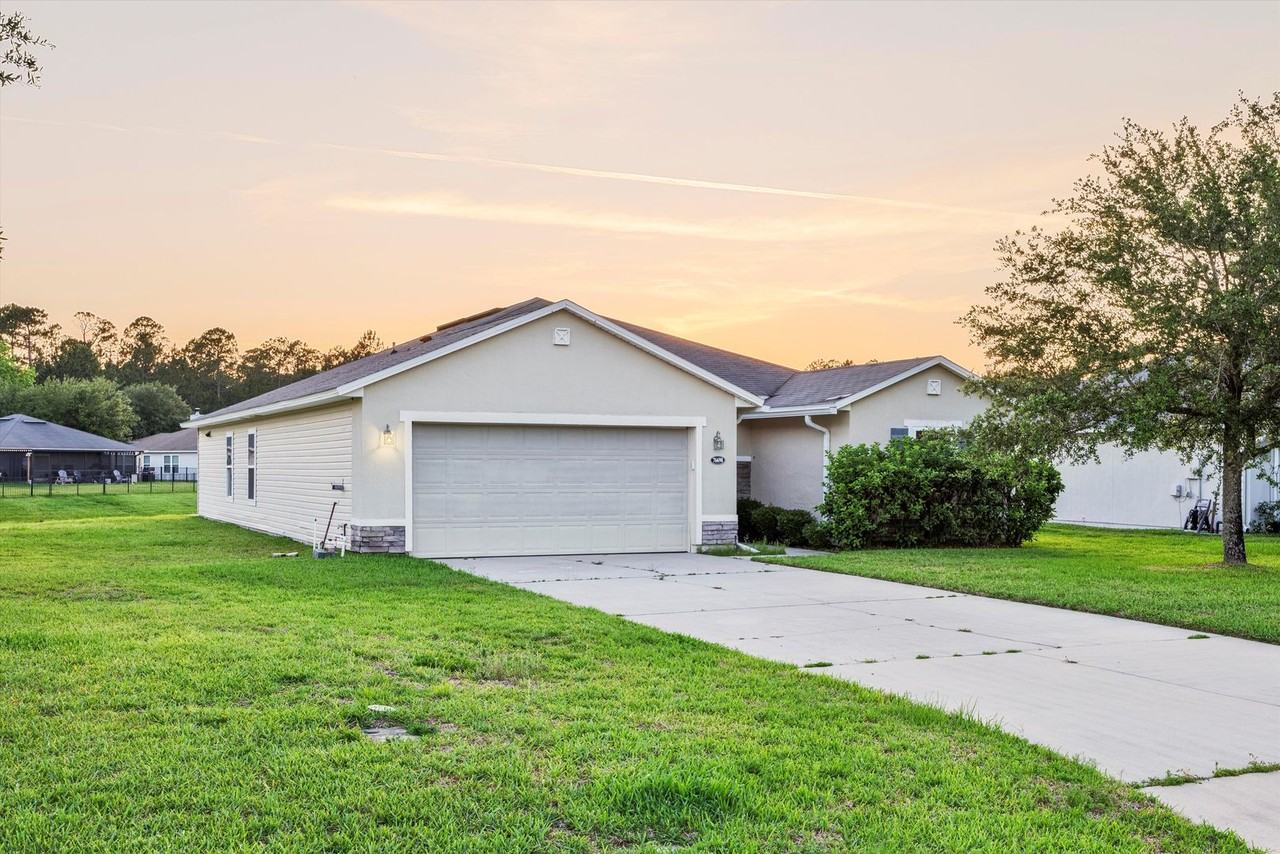 76690 Timbercreek Blvd - Photo 2 of 44