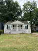 featured image of 1376 Lockwood Dr Sw