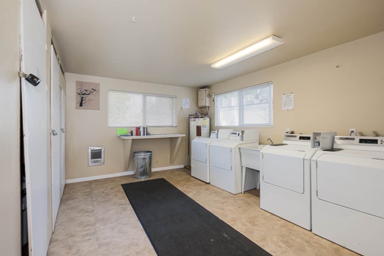 Lockside Apartments - Photo 3 of 19