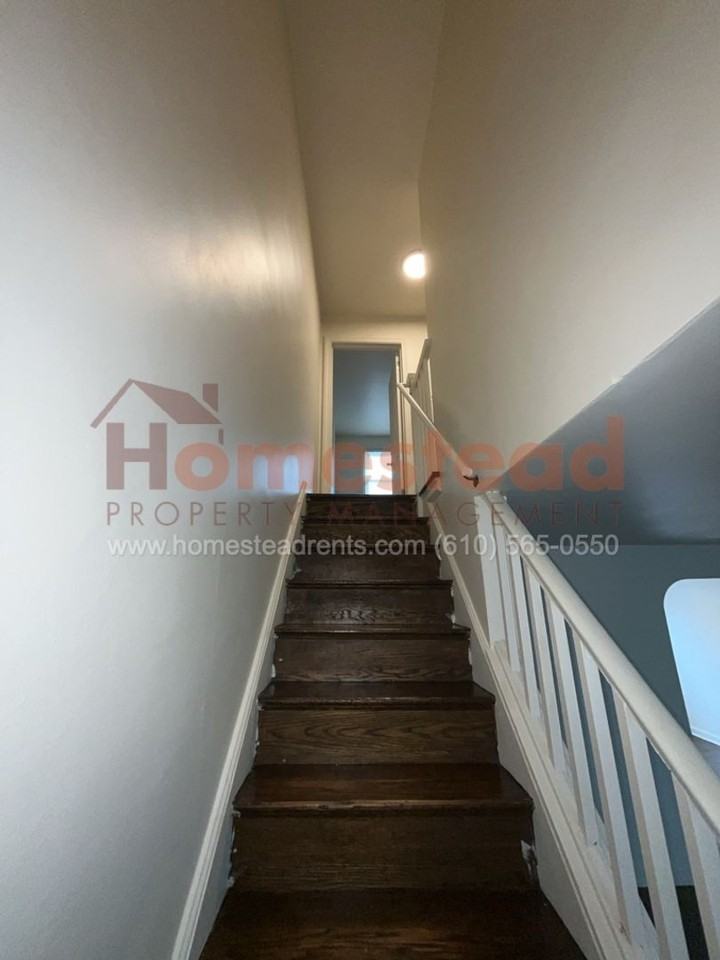 71 Springton Rd - Photo 4 of 20