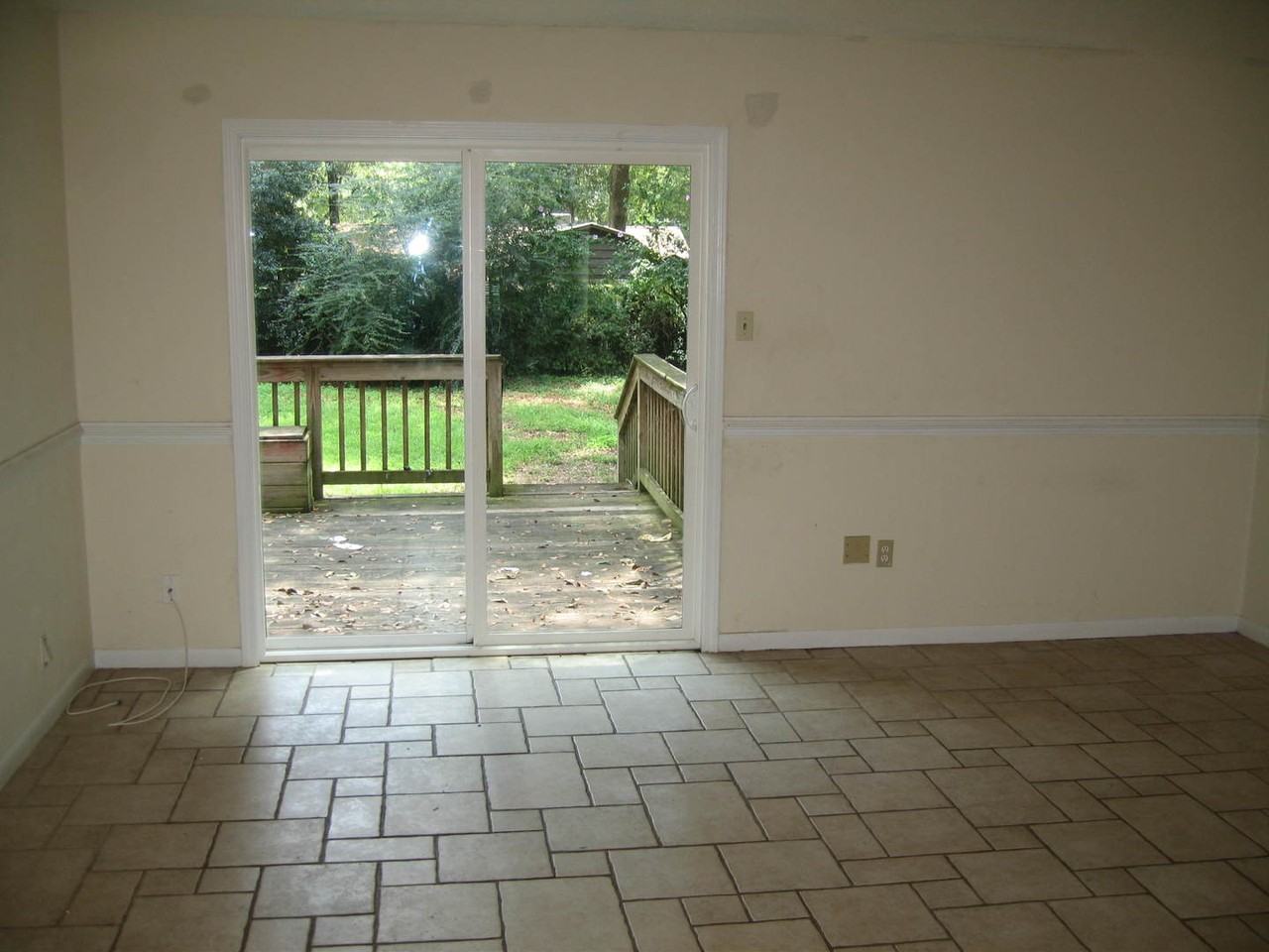 6241 Old Pascagoula Rd - Photo 2 of 5