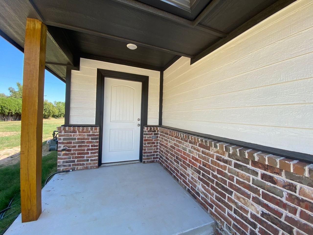 5220 Oakwood Villas Ct - Photo 3 of 25