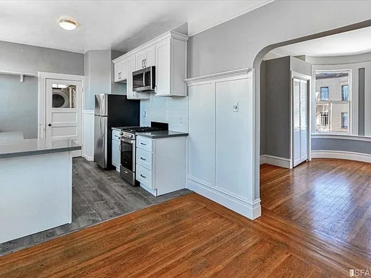 2275 Chestnut St - Photo 2 of 19