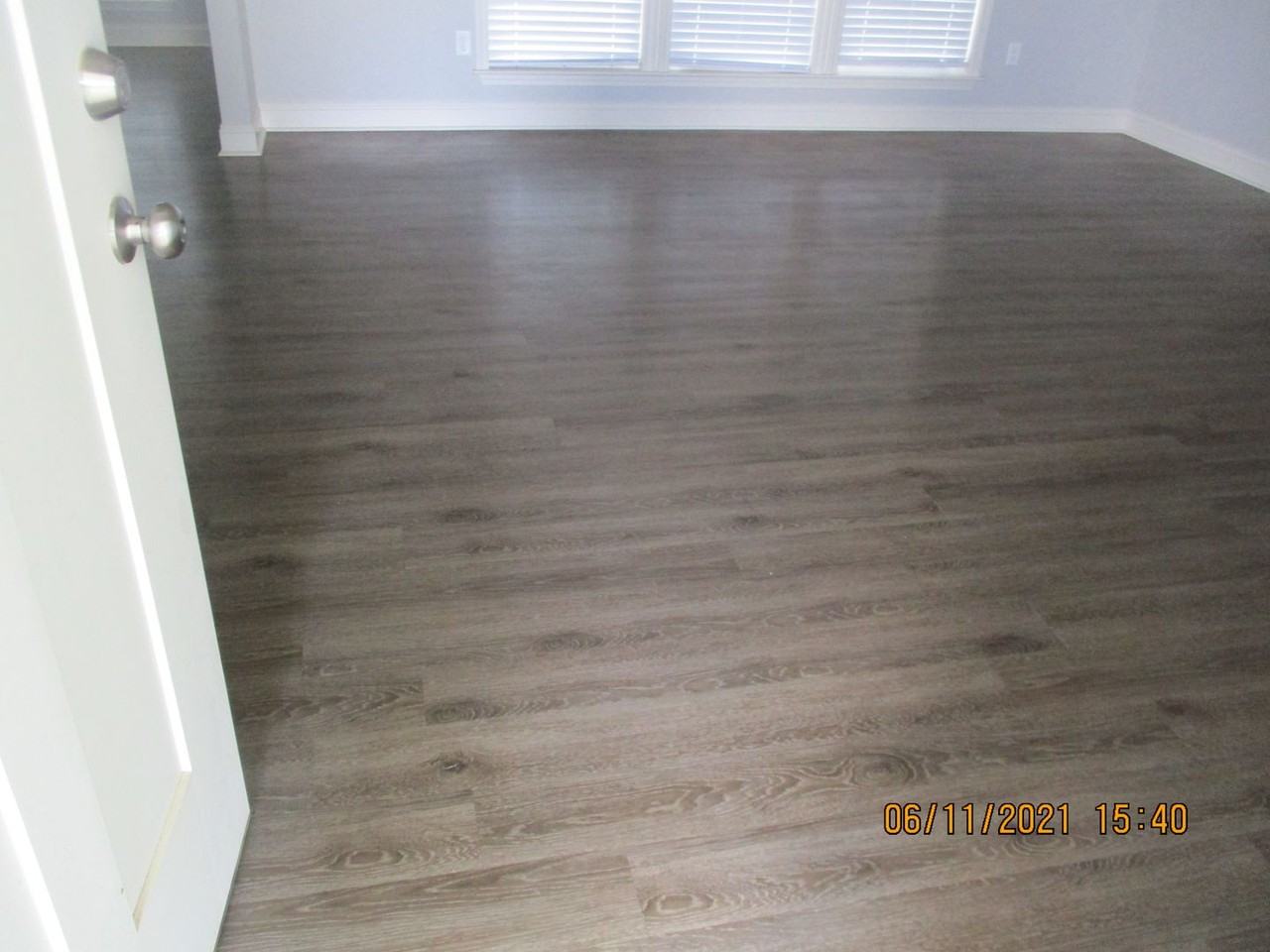 157 Live Oak Dr - Photo 3 of 16