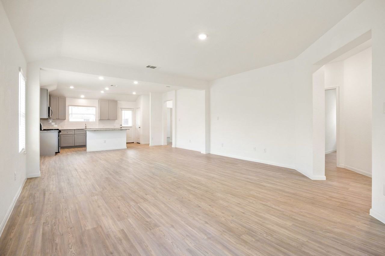 9250 Landa Fls - Photo 3 of 18