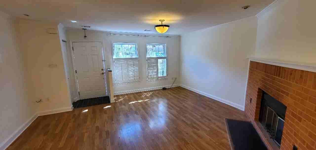 809 Gibbon St - Photo 2 of 16