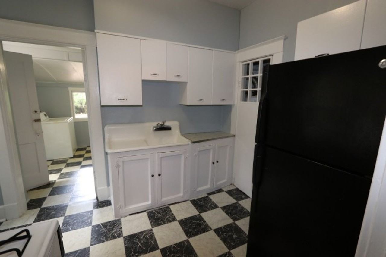 142 S Humes St - Photo 5 of 12