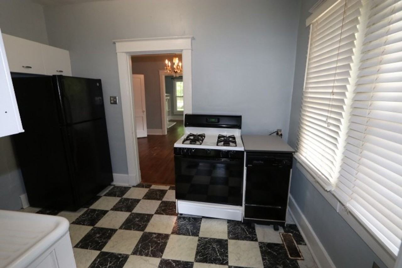 142 S Humes St - Photo 6 of 12