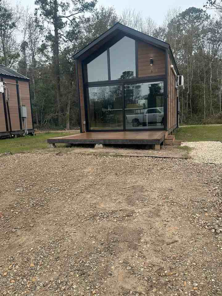 3710 Pheasant St - Photo 2 of 21