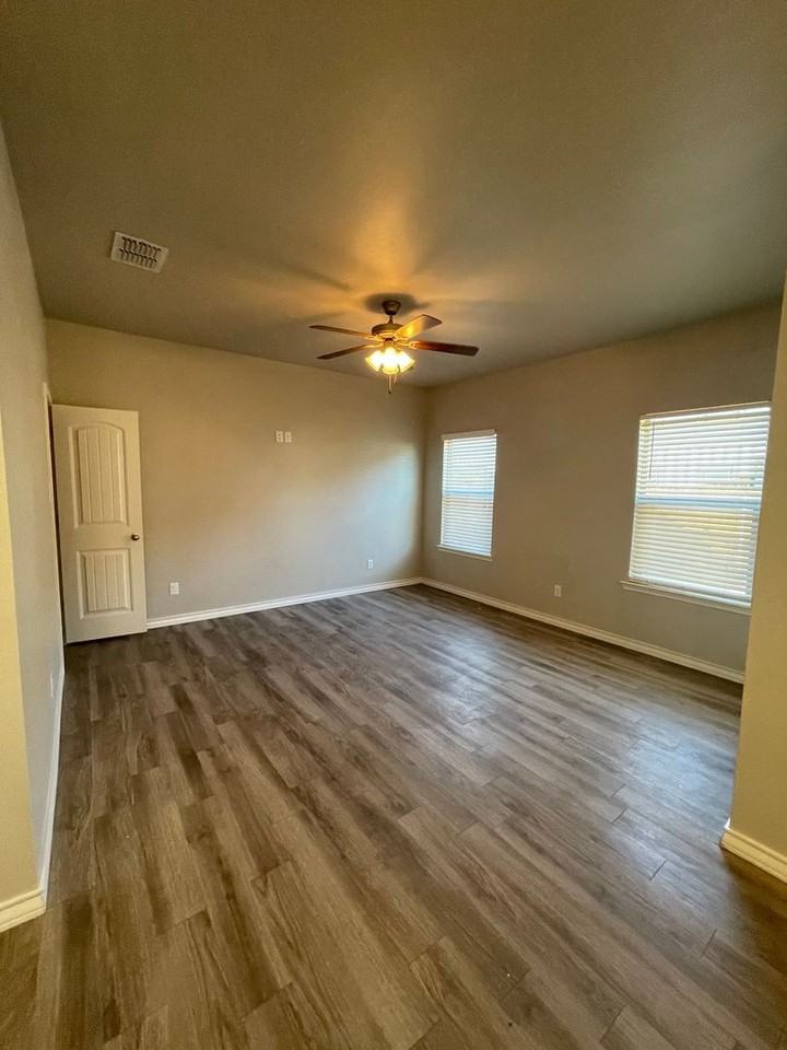 6040 24th St #38 - Photo 5 of 14