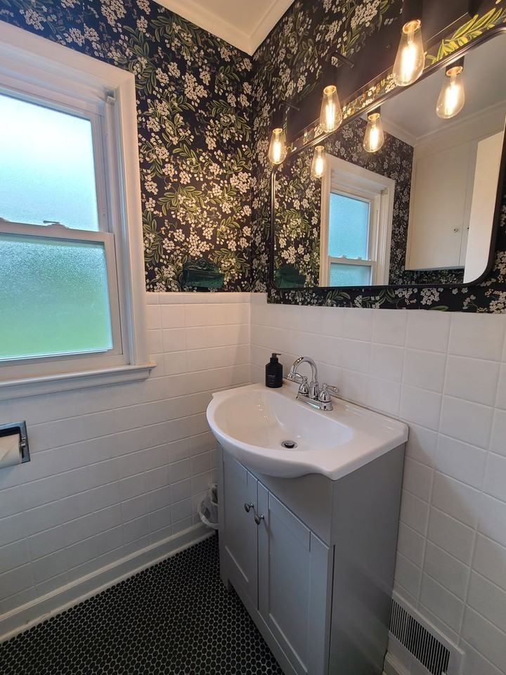 652 Chippewa Rd - Photo 4 of 25