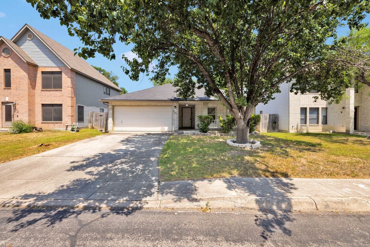 10322 Westfield Pl - Photo 2 of 22