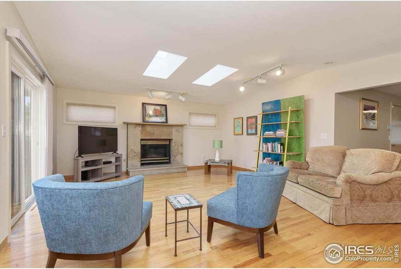 756 Birch St - Photo 7 of 17