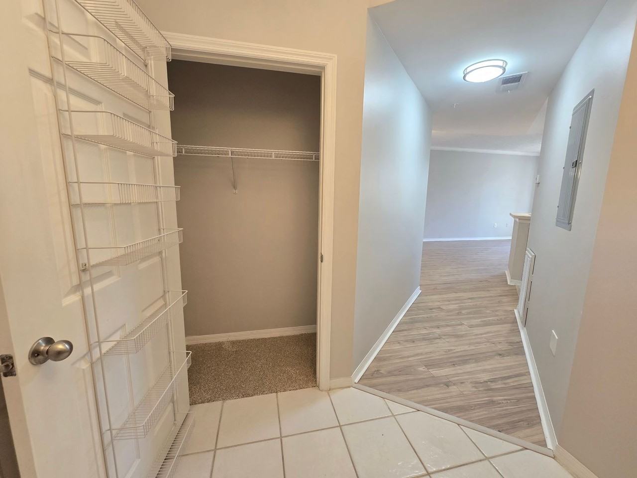 5700 Bentgrass Dr #16-102 - Photo 3 of 27