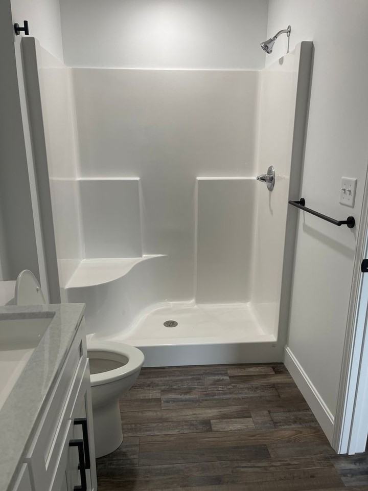 743 Howard Dr - Photo 4 of 8