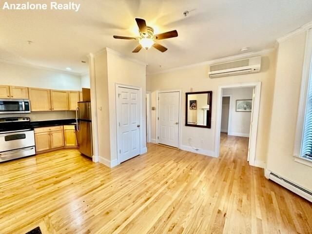 435 Beacon St #4 - Photo 3 of 10
