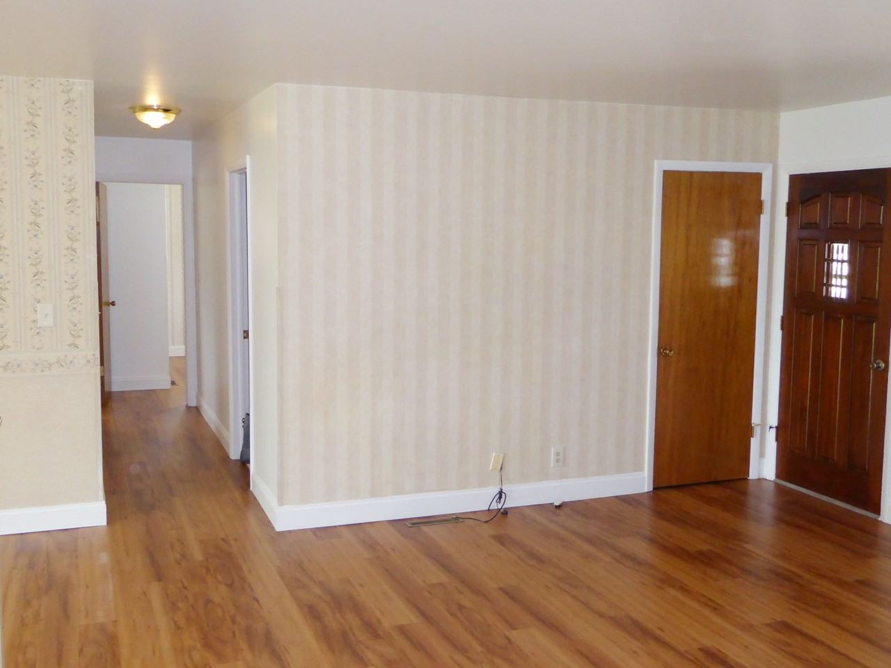 813 Sherry Dr - Photo 4 of 14