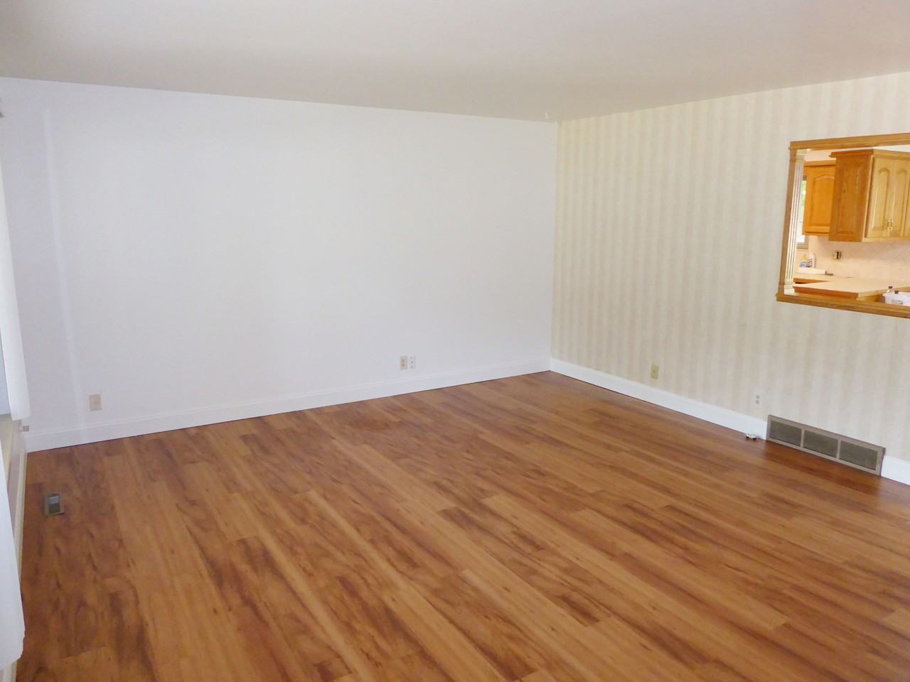 813 Sherry Dr - Photo 5 of 14