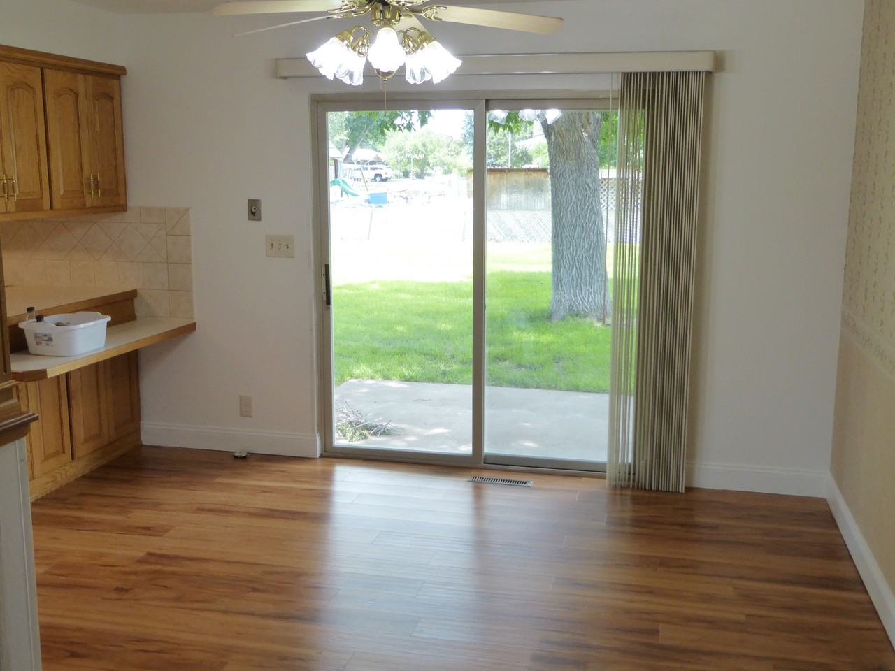 813 Sherry Dr - Photo 6 of 14