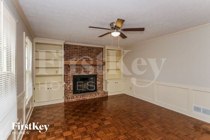 3210 Henderson Walk - Photo 3 of 15