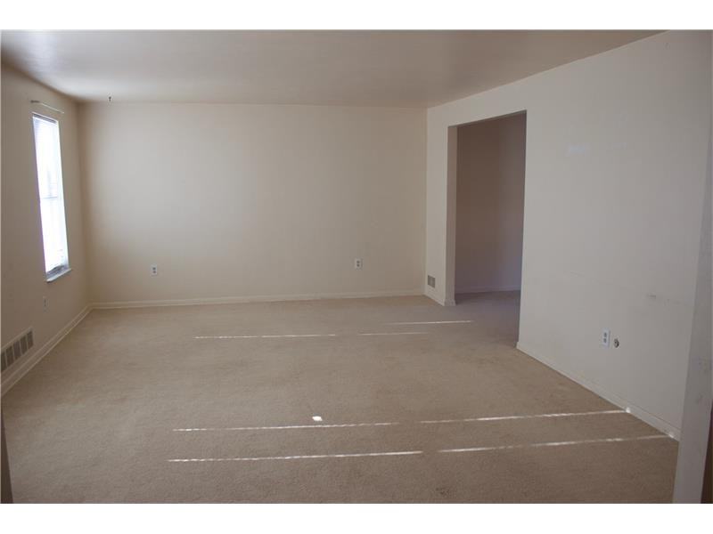 1801 Sample Rd - Photo 3 of 22