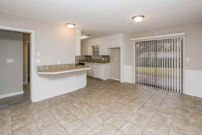 104 Moss Wood Ln - Photo 3 of 10