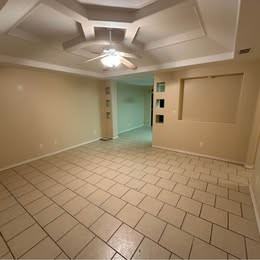 2201 N Dahlia St #5 - Photo 2 of 5