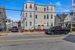 featured image of 111 Pocasset Ave #3