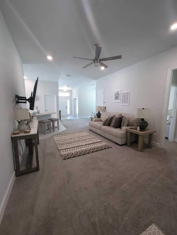 980 Ibis Cir #NA - Photo 4 of 32