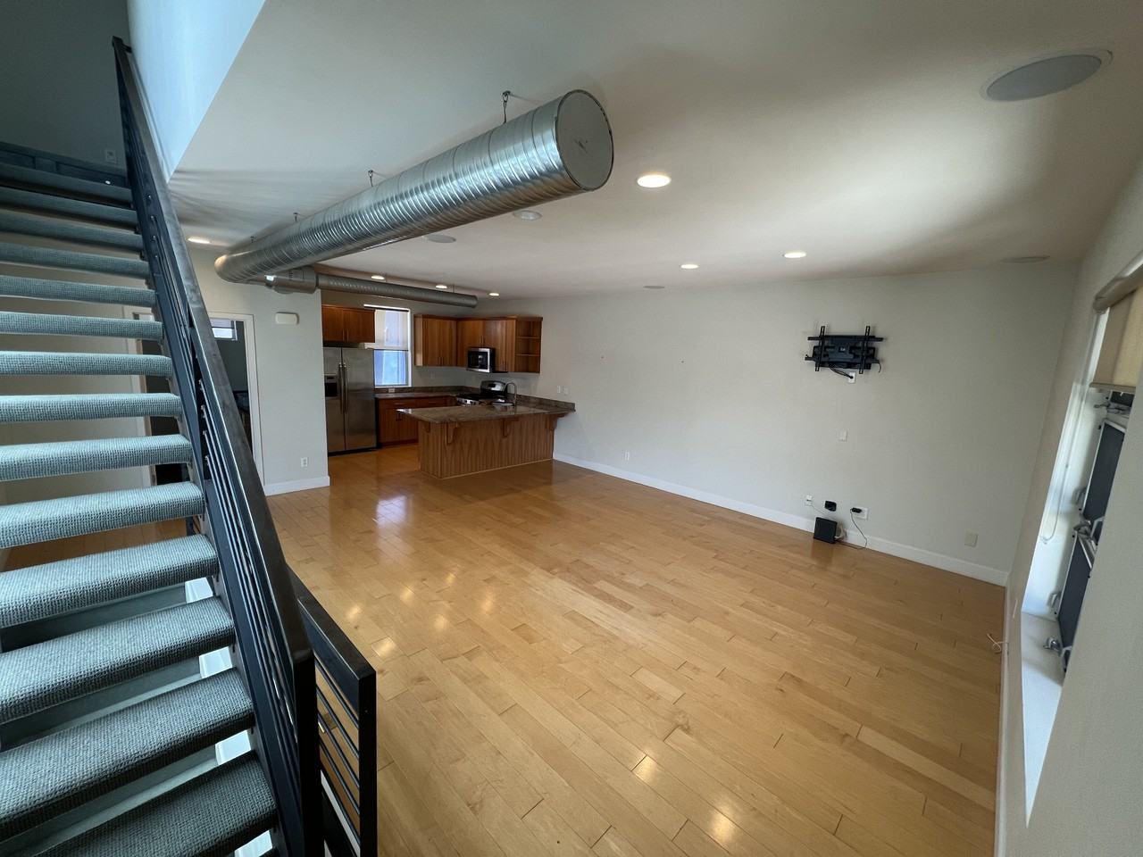 1726 7th St #NA - Photo 3 of 18