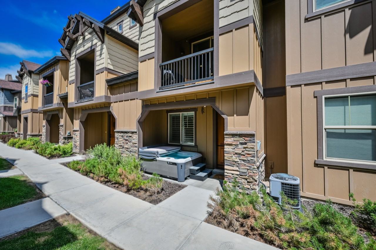 13621 N Freestyle Ln #NA - Photo 2 of 28