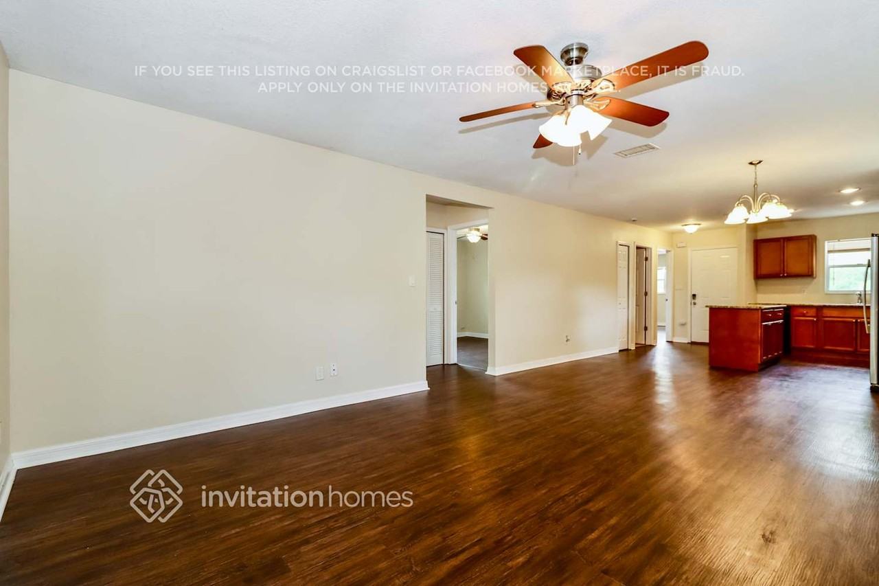 2512 Casilla Way S - Photo 5 of 17