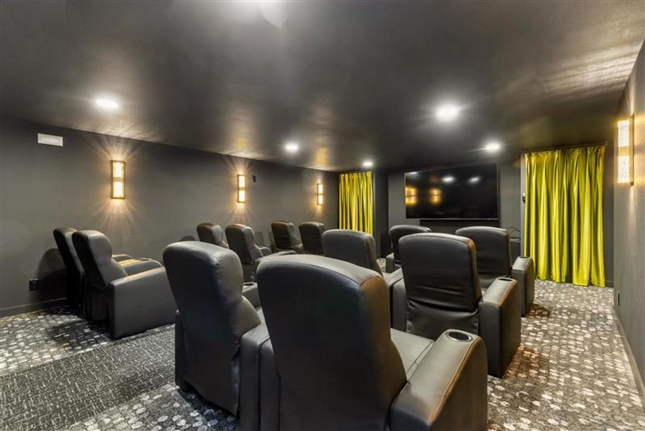 The Galleria - Photo 7 of 58