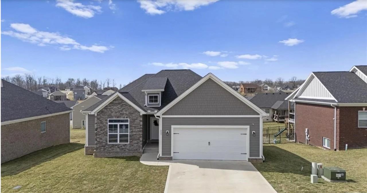 227 Wild Deer Dr - Photo 2 of 11