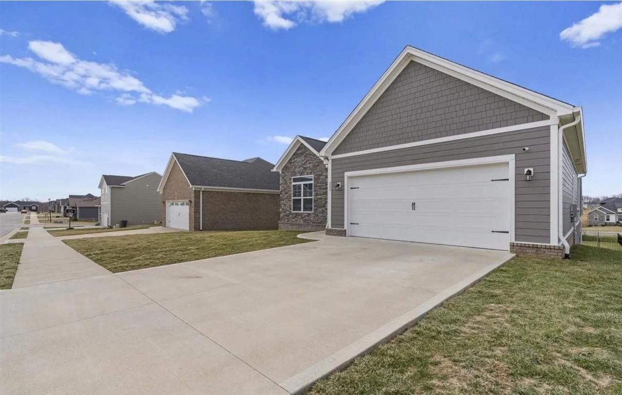 227 Wild Deer Dr - Photo 5 of 11