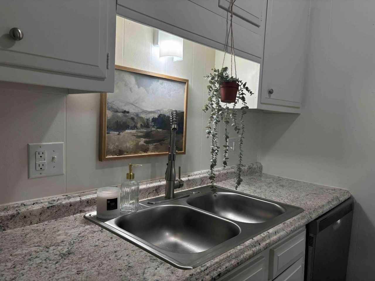 107 Feldman Dr - Photo 5 of 7