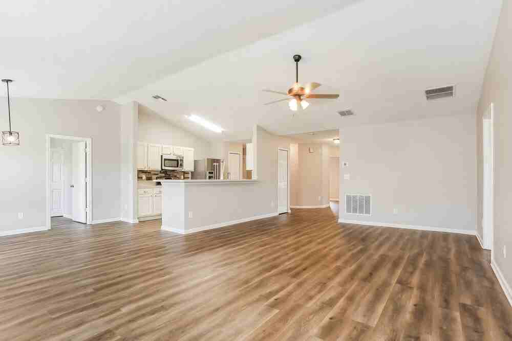 2861 Taylor Hill Dr - Photo 4 of 16