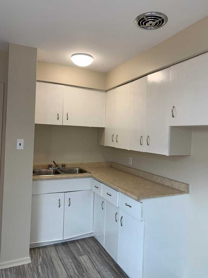 972 Colborne Rd #3 - Photo 2 of 16