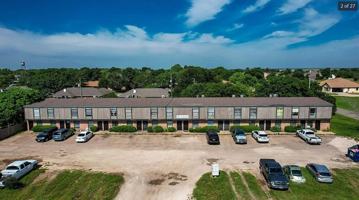 featured image of 350 N Avenue D