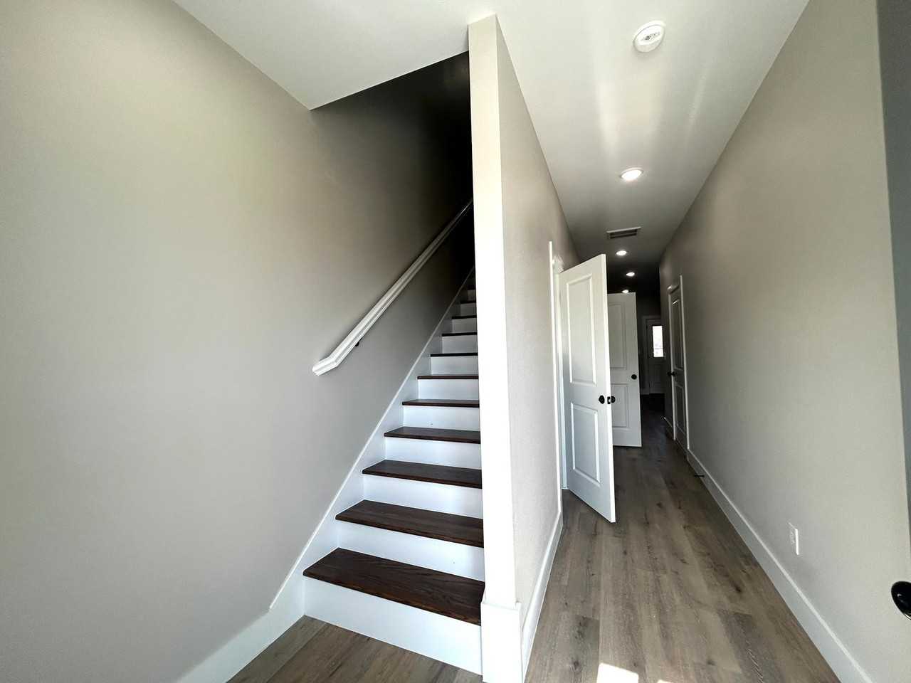 434 Blue Springs St - Photo 7 of 21