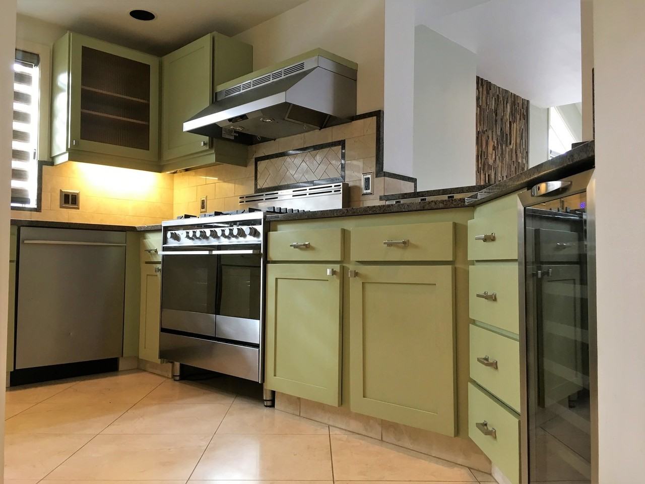 15 Nw Portland Ave #112 - Photo 3 of 19