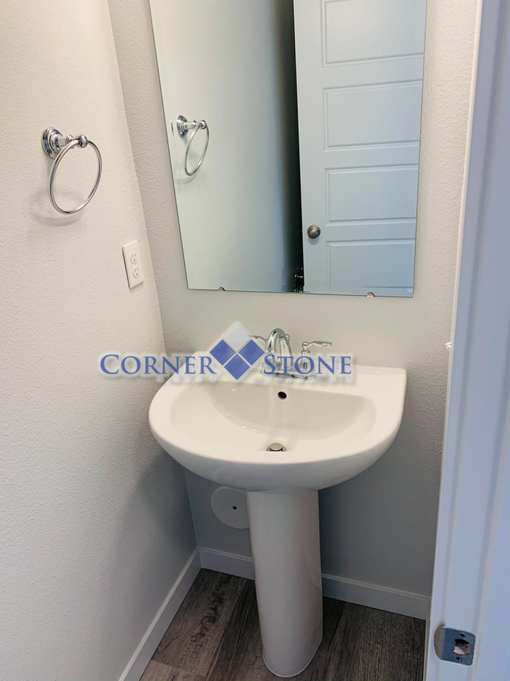 3301 S Daybreak Ave - Photo 6 of 18