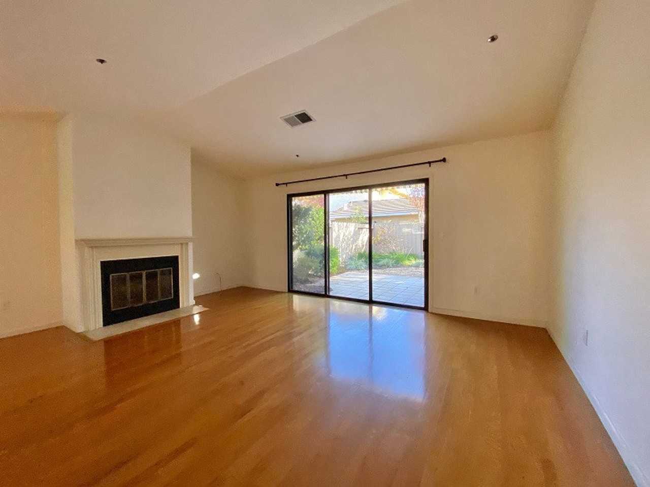 1633 San Vicente Ave - Photo 6 of 27